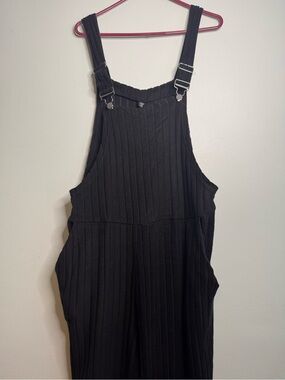 Black Ribbed Overalls Jumper (1XL)
